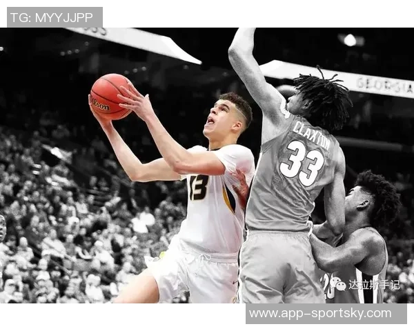 小迈克尔波特首节表现抢眼全场贡献24分11板7助后劲不足令人担忧