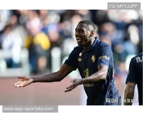 电讯报:科洛穆阿尼佩戴定制面具训练能否出战阿森纳仍未确定